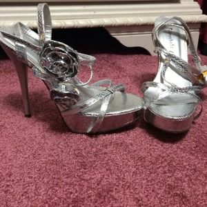 Fahrenheit silver rose heels