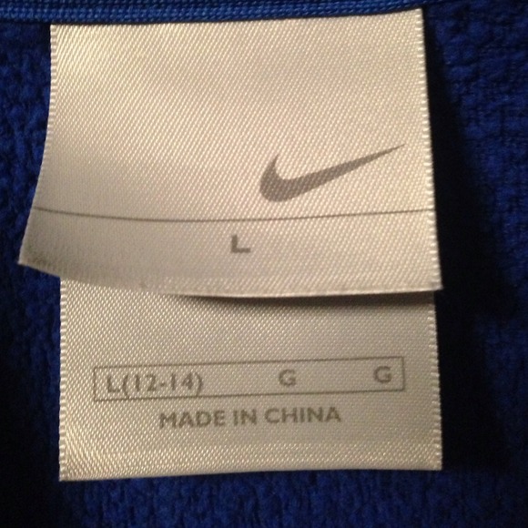 Nike Jacket 🌟 - Picture 4 of 4