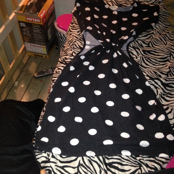 Polka dot dress with open on side