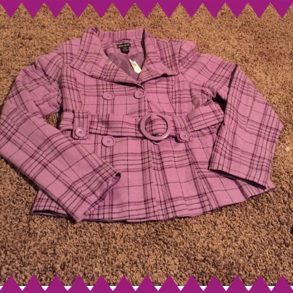 •Wet Seal Lightweight Peacoat•