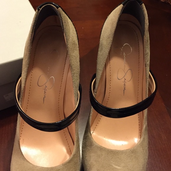 Very cute Jessica Simpson heels - Picture 2 of 4