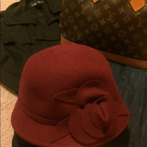 Nine West hat