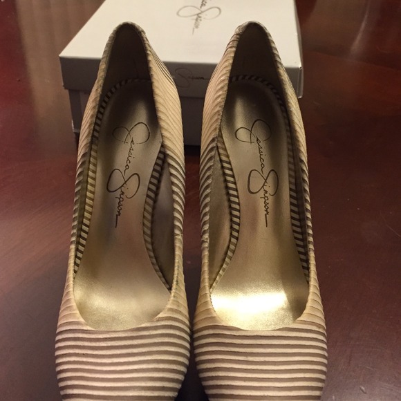 Seaside stripe Jessica Simpson heels - Picture 2 of 4