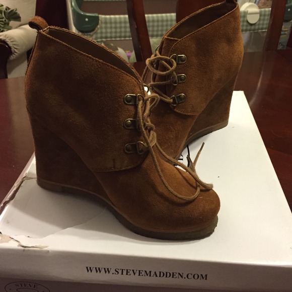 Steve Madden booties