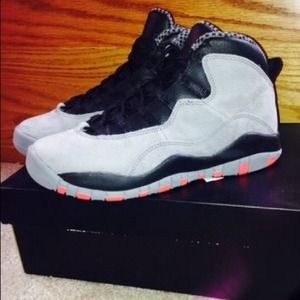 JORDAN RETRO 10s!