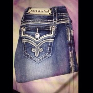 ROCK REVIVAL SKINNY JEANS
