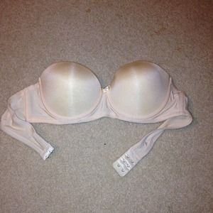 New nude peach tan strapless bra