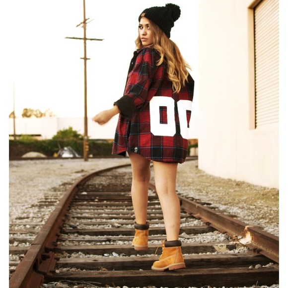 Flannel with jersey number - Picture 2 of 4