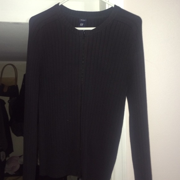 Sweater jacket with zipper