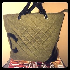 Quilted olive green handbag