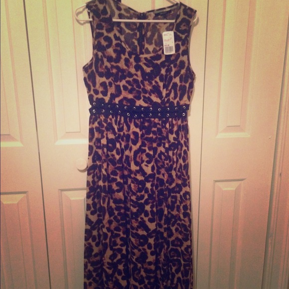Leopard print maxi dress