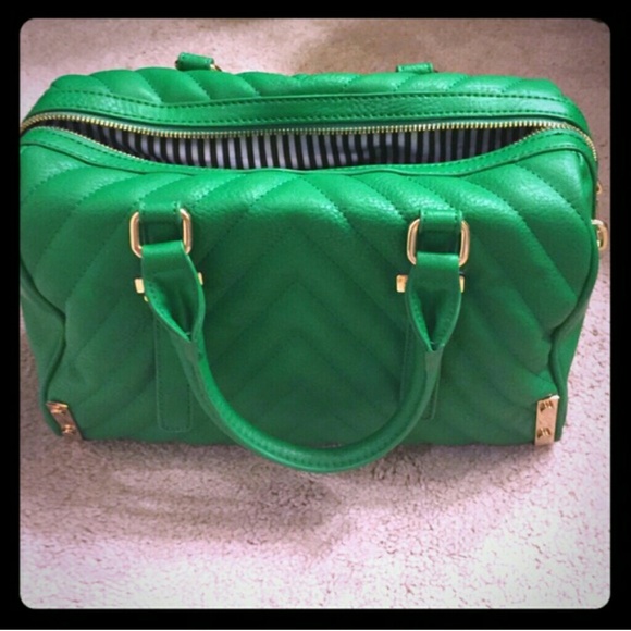 Green Charming Charlie purse