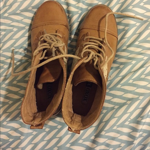 Shoes worn 3 times
