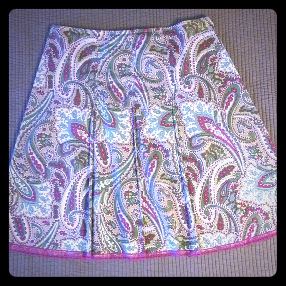 Dresses & Skirts - 🔴SOLD🔴 EUC Paisley Skirt Size 7
