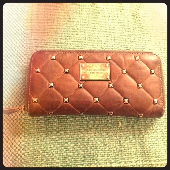Michael Kors Quilted/Studded Wallet