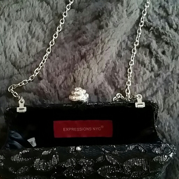 Fancy clutch - Picture 2 of 2