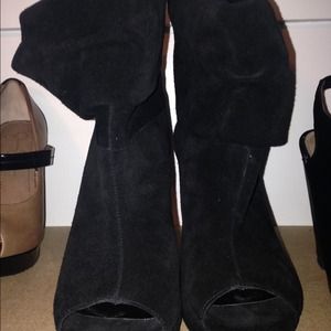 Black ankle peep toe booties