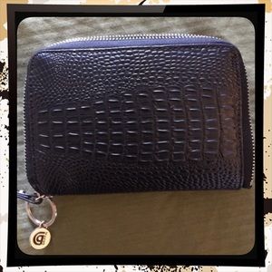 Griffin Cell phone wallet