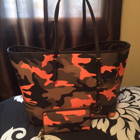 Michael Kors Tote