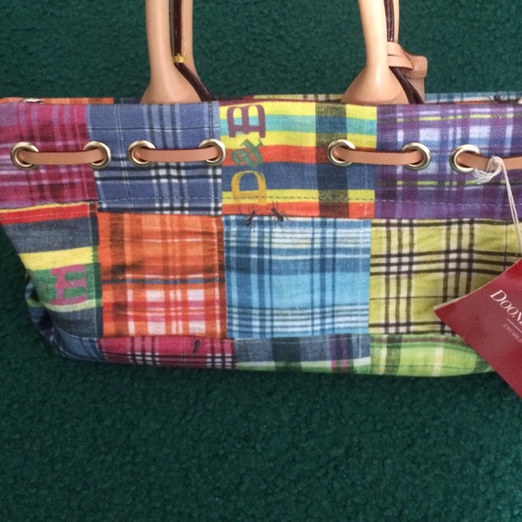 Dooney & Bourke bag - Picture 2 of 3