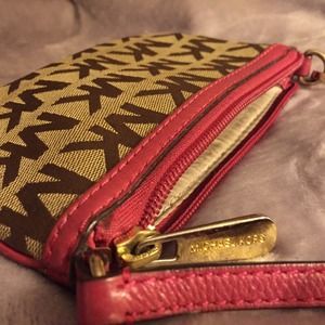 Michael Kors wristlet