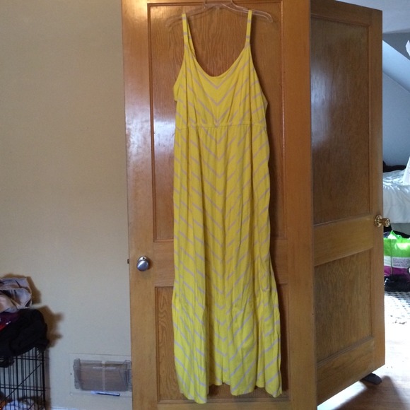 Old Navy maxi dress