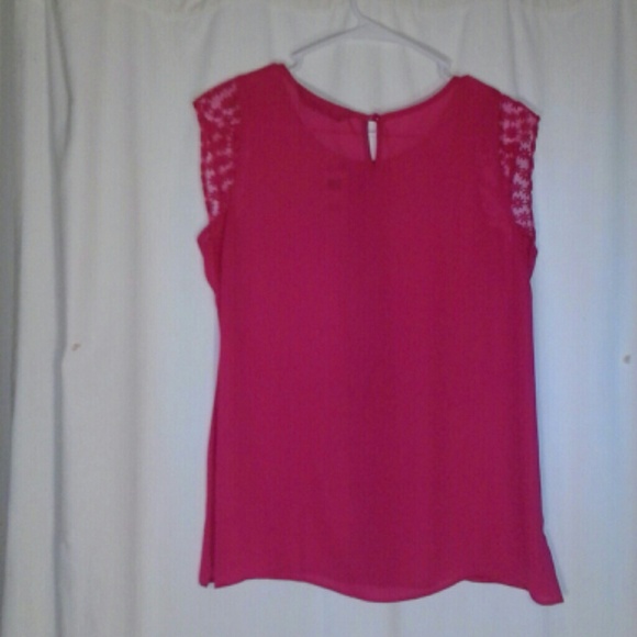 Fushia pink top