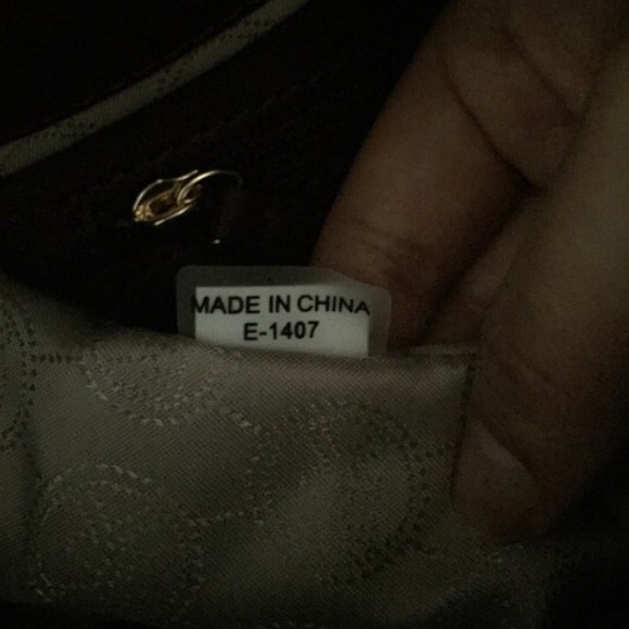 Michael Kors Hamilton Medium - Picture 3 of 4