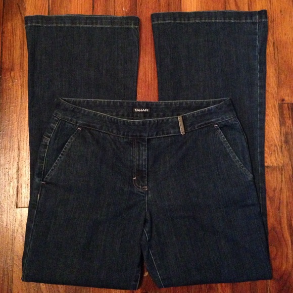 NWOT Tahari Jeans - Wide Leg - Medium/Dark Wash