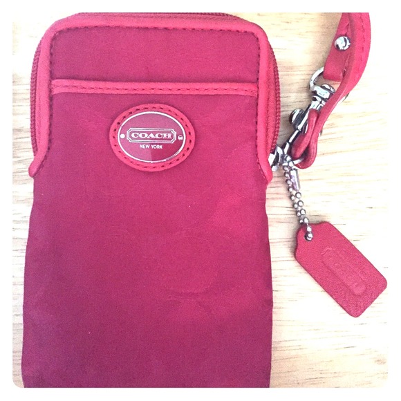 Red Signature Coach Wristlet - Picture 1 of 3