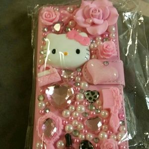Iphone 6 plus hello kitty wallet case.