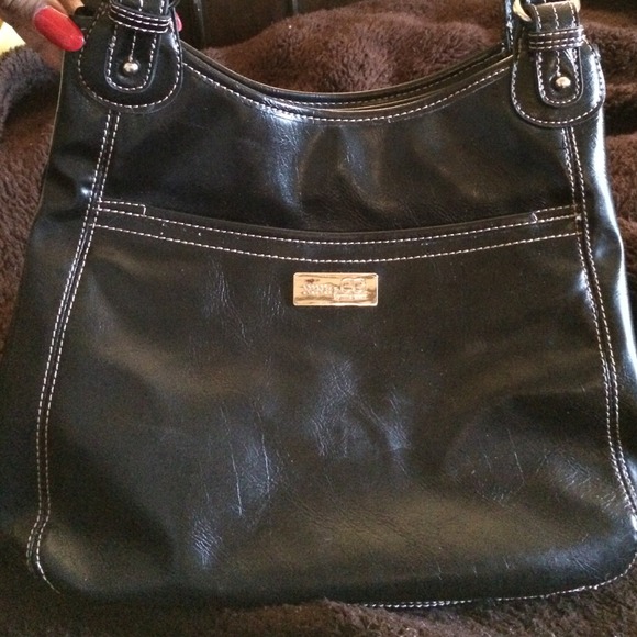 SOLD 3 Nine & Co handbags 👜