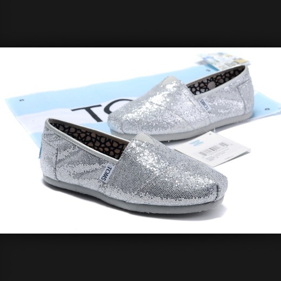 TOMS Shoes - Girly Essential Party HP 💙 Silver TOMS 🆕 FIRM