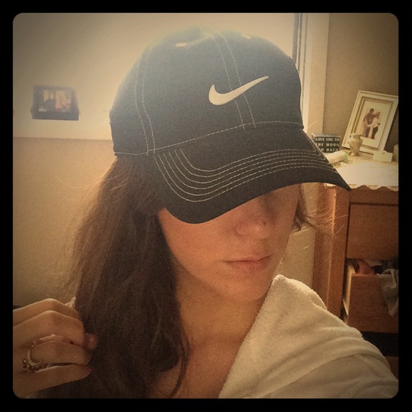 Nike golf hat ✨ new with tags