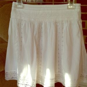Adorable and feminine cotton skirt
