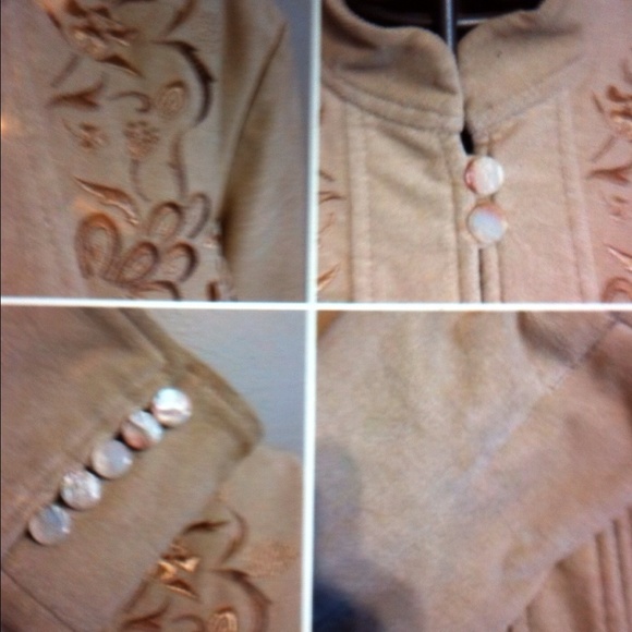 anthropologie vanilla Field velvet embroidery coat - Picture 3 of 4