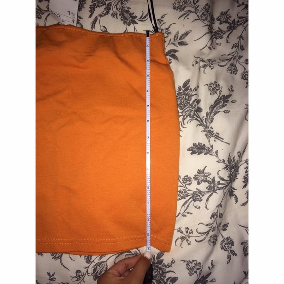 H&M front zipper skirt - Picture 2 of 3