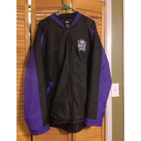 (SOLD) brand new Kings jacket. - Picture 1 of 2