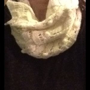 Gap Chunky Knit Infinity Scarf