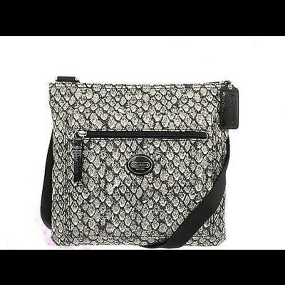 NWT Authentic Coach Crossbody Bag F77481