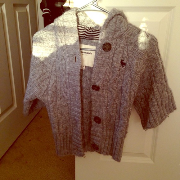 Sweater - Picture 1 of 1