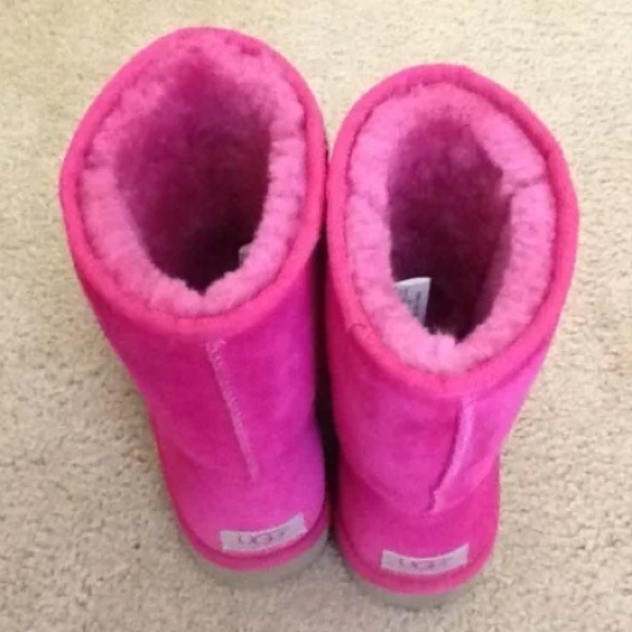 Pink Uggs