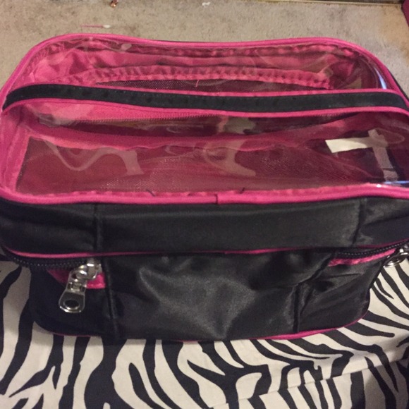 Makeup bag - Picture 2 of 2