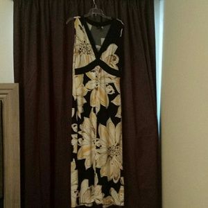 50% off!! Lot of 4 dresses!