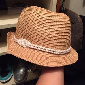 Old Navy hat