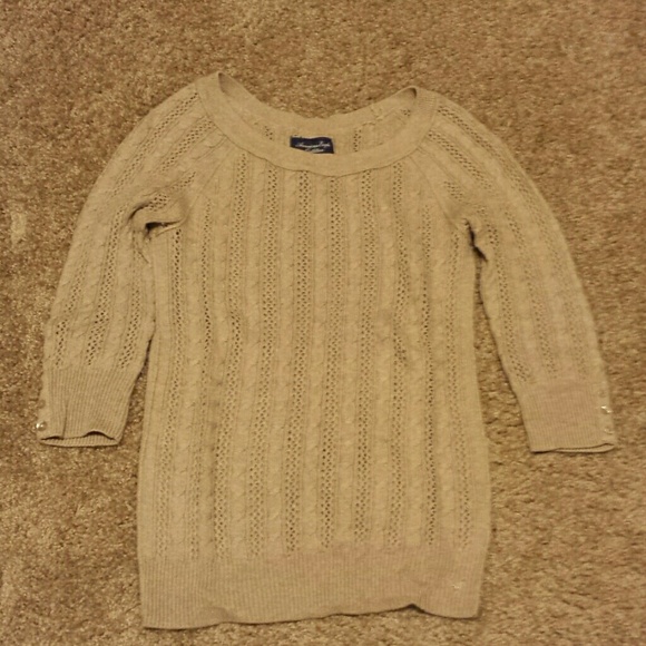 American Eagle sweater