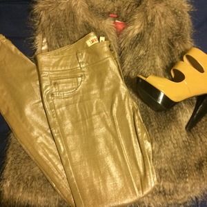 Gold metallic skinny jeans