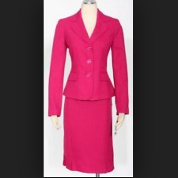 Evan-Picone Skirt Suit! Perfect for Spring!