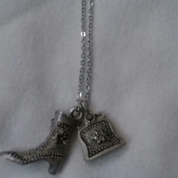 NWOT Silvertone Boot & Handbag Pendants - Picture 2 of 2