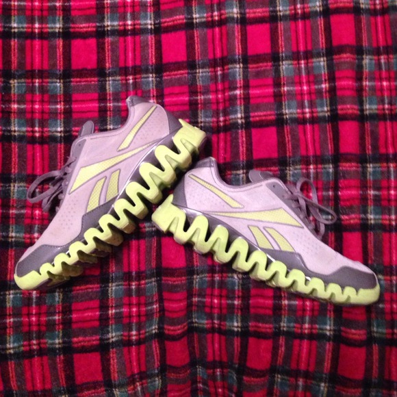 Reebok Zig Techs - Picture 2 of 3